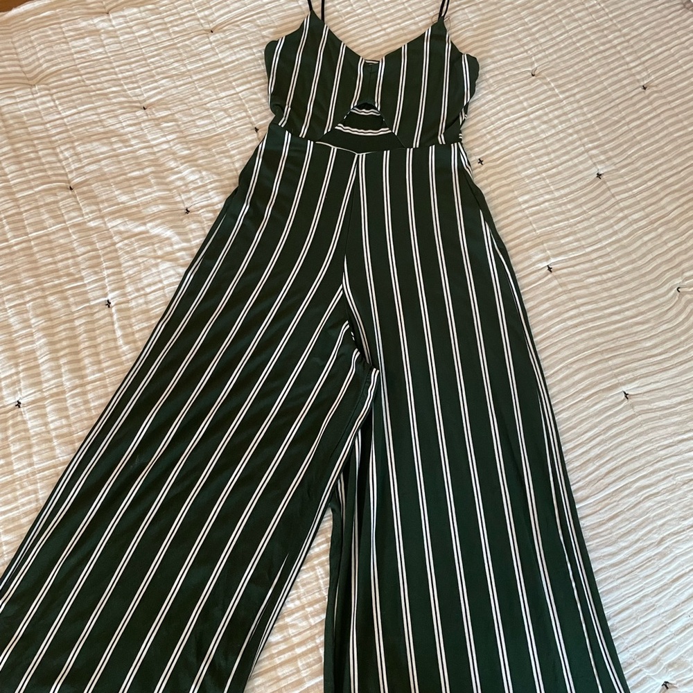 Stradivarius Dark Green and White Striped Jumpsuit - ankle lenght